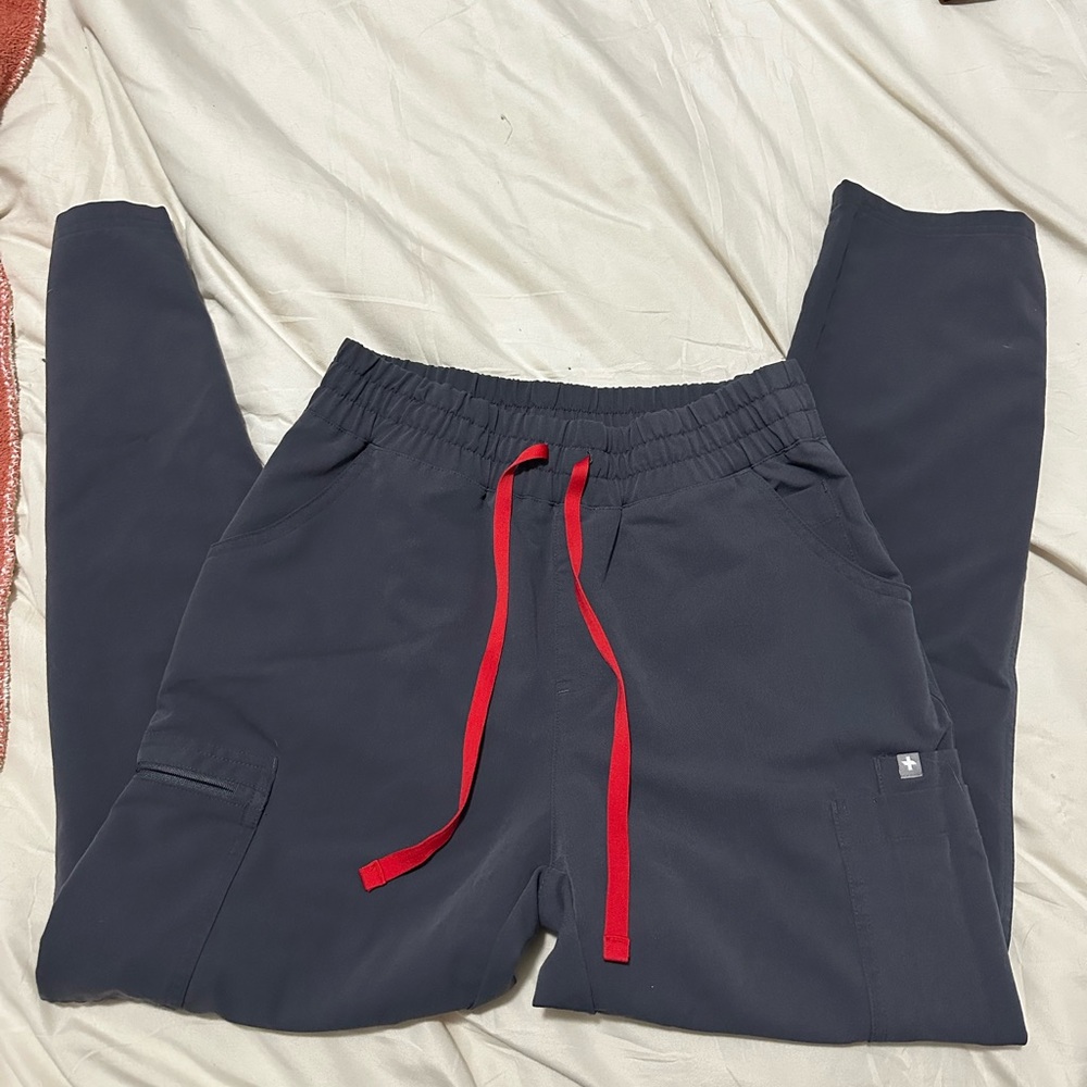 Figs high waisted yola skinny scrub pant